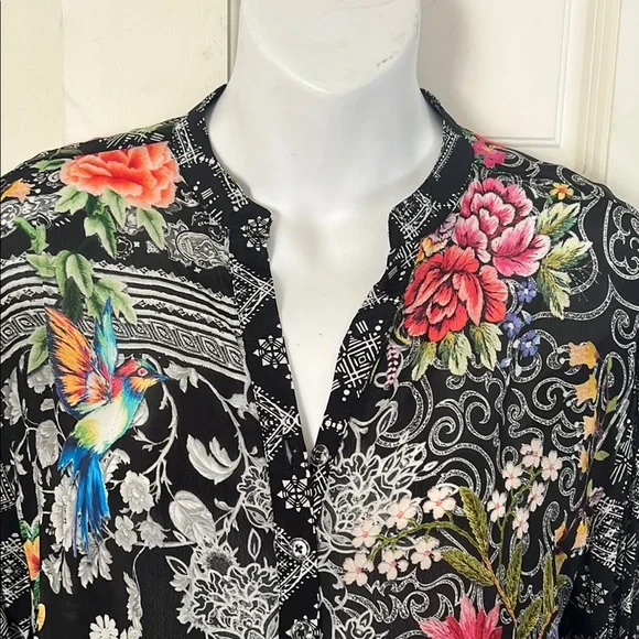 Silk Floral Black Blouse NWT - Picture 4 of 6